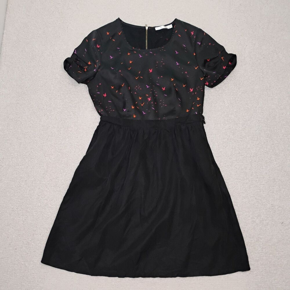 Satiny Black Dress Colorful Bird Print Sleek  Sophisticated Classy Chic Sz 0